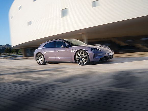 Die Taycan Sport Turismo Modelle